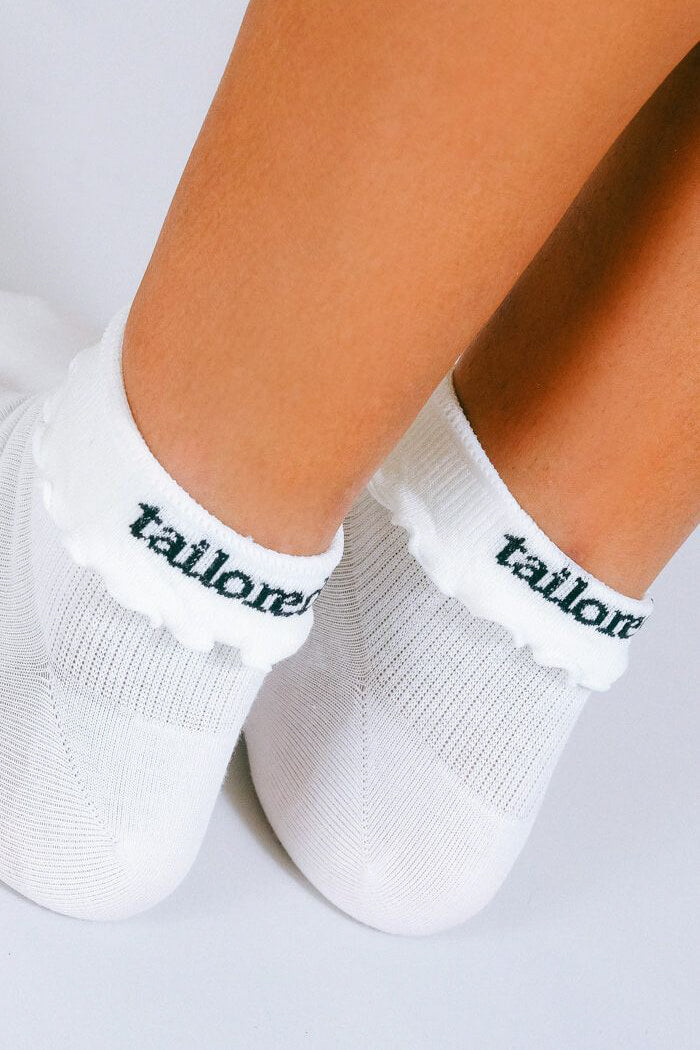 Tailored Union ruffle socks in white