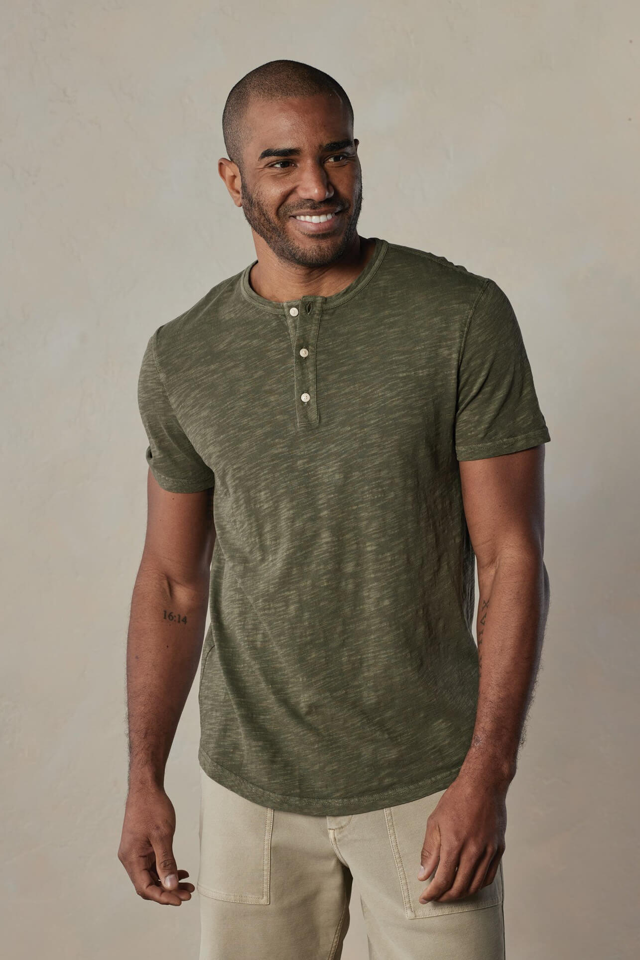 The Normal Brand legacy jersey ss henley in dusty olive