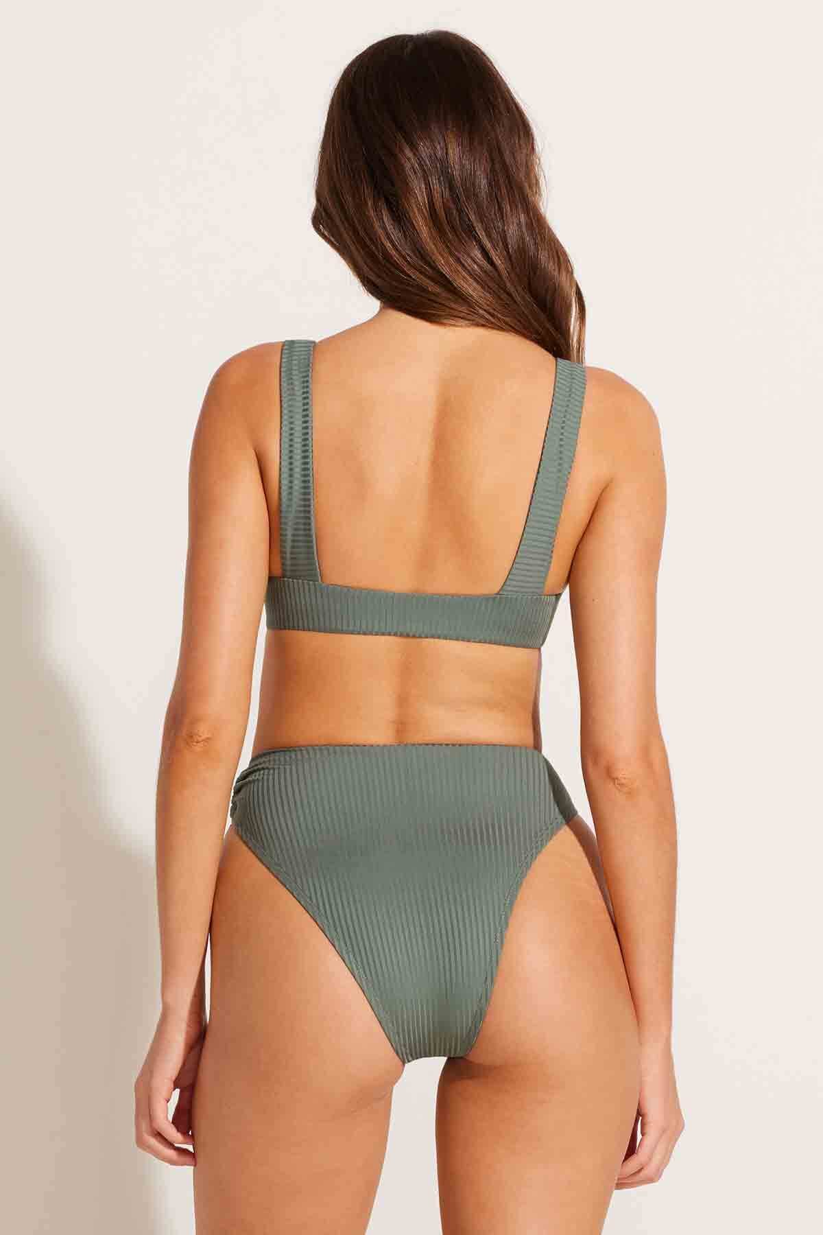 Vitamin A skylar top in sea green