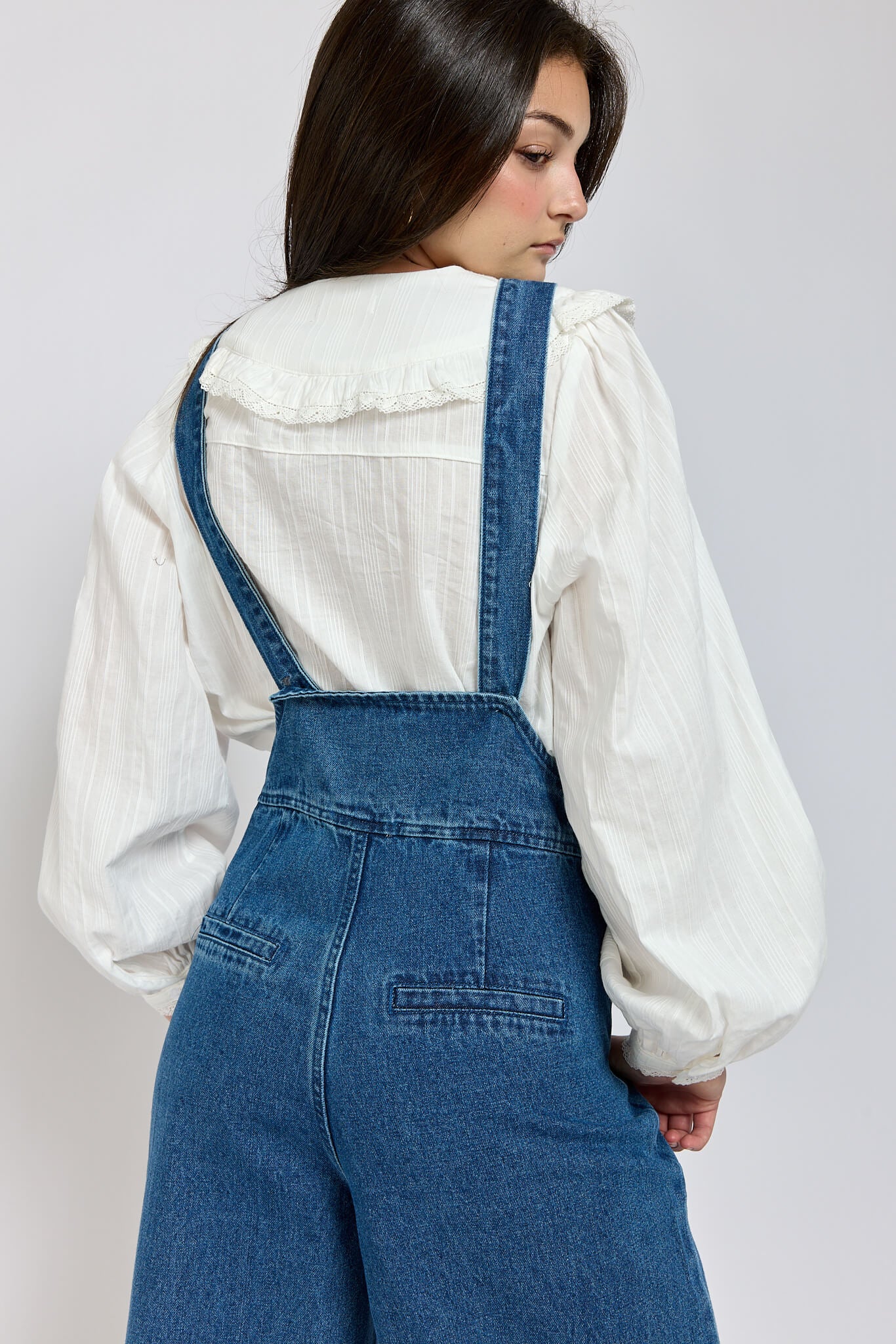 Womens dainty ruffle balloon sleeve top