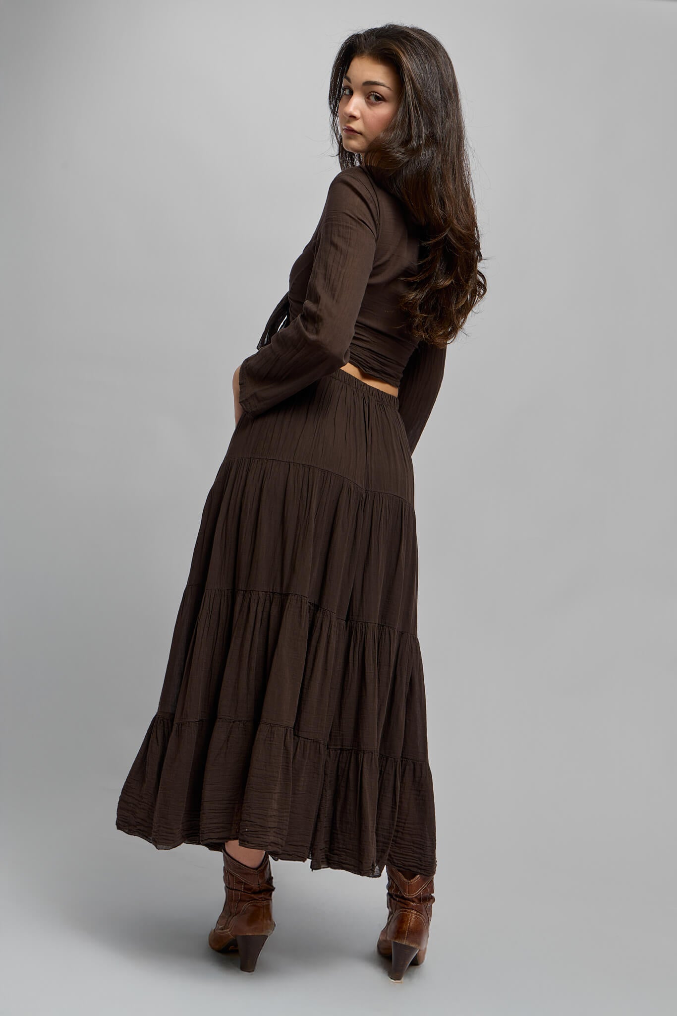 Womens brown cropped long sleeve top