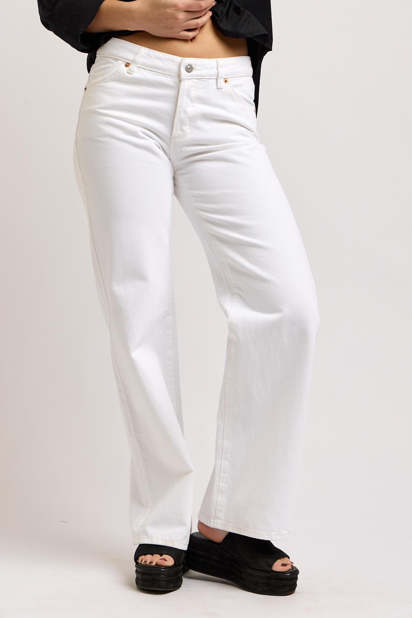 Rollas heidi low rigid jean in vintage white