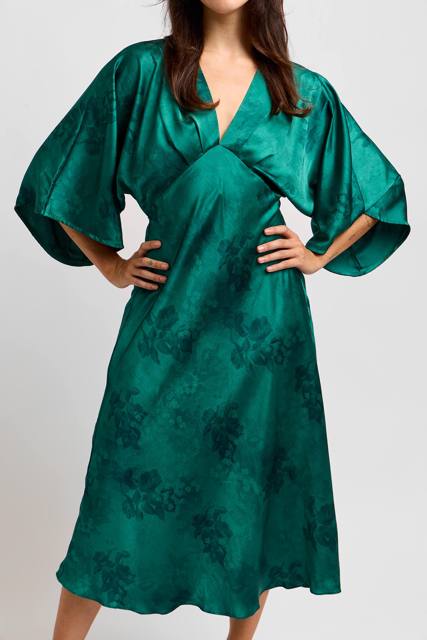 Womens midi flowy dress