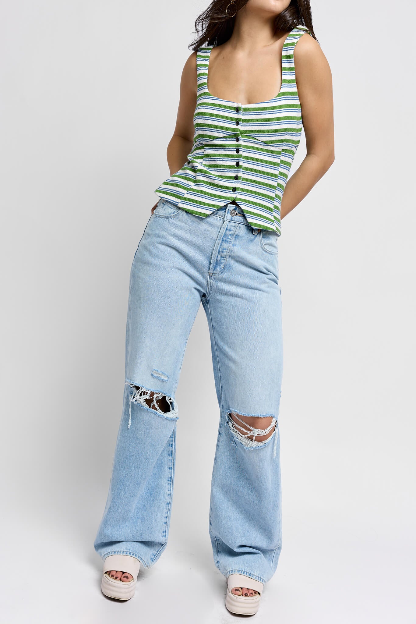 Rollas Jeans Kate Baggy Jean in Light Vintage Blue