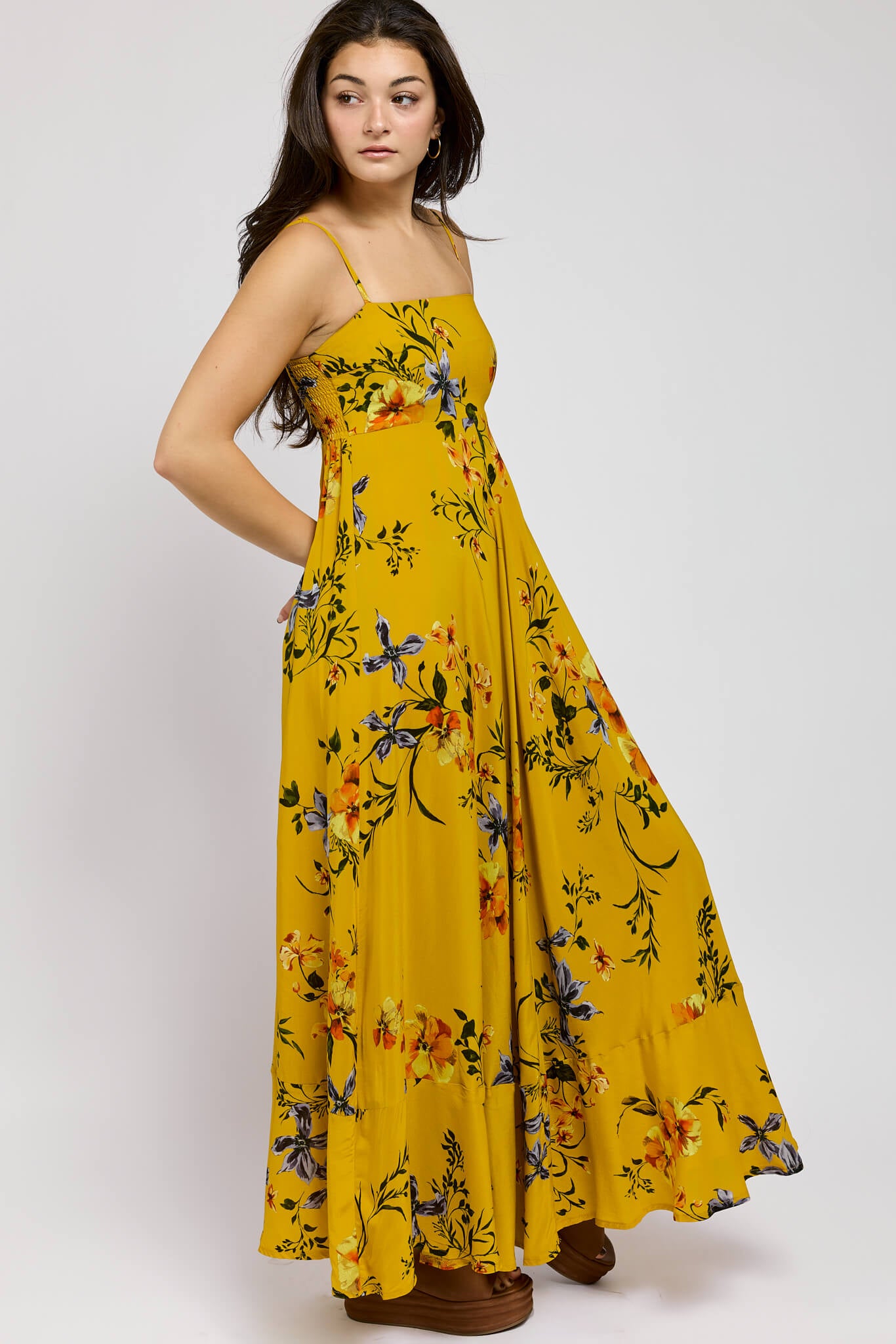 Womens flowy yellow dress with spaghetti straps