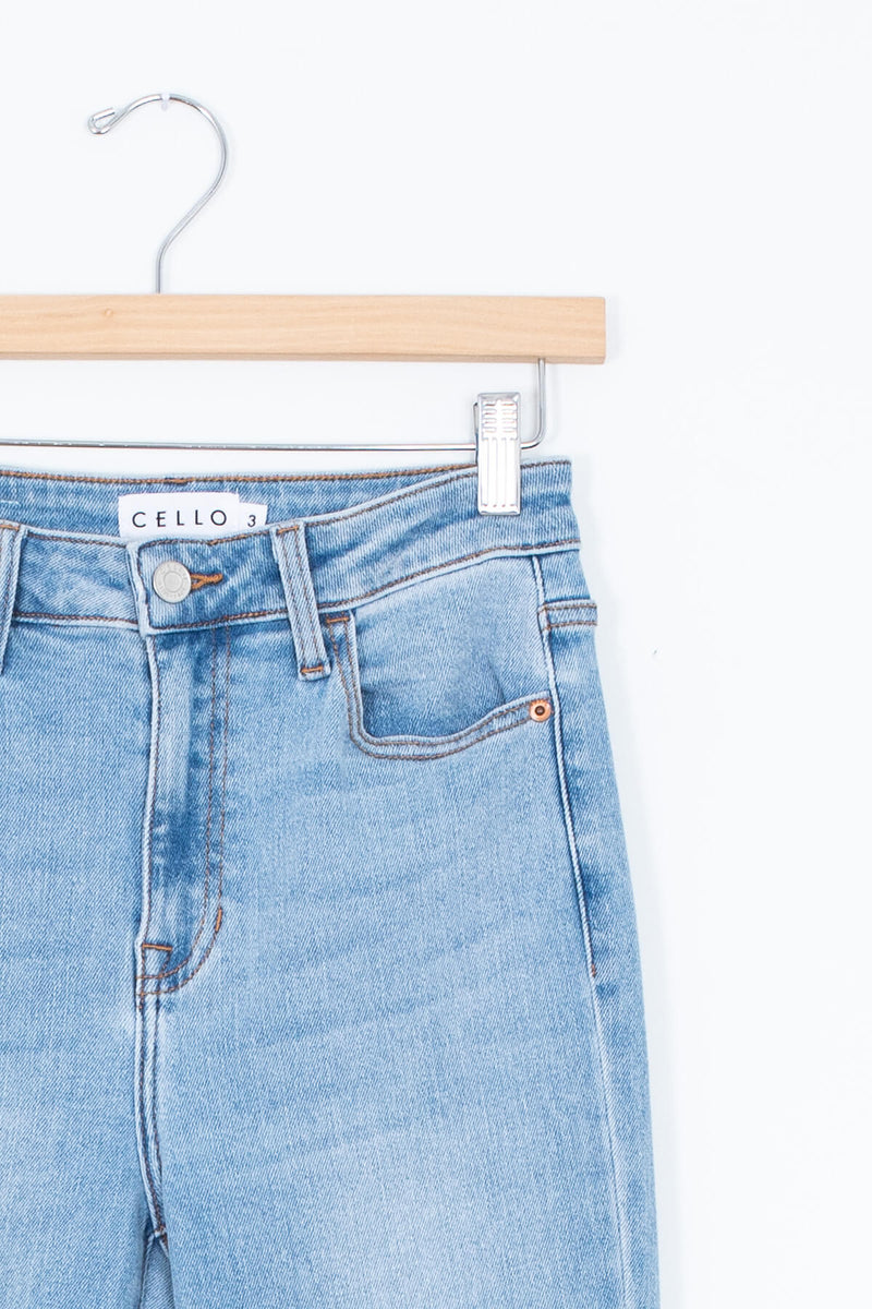 Women's light blue flare jeans | Kariella