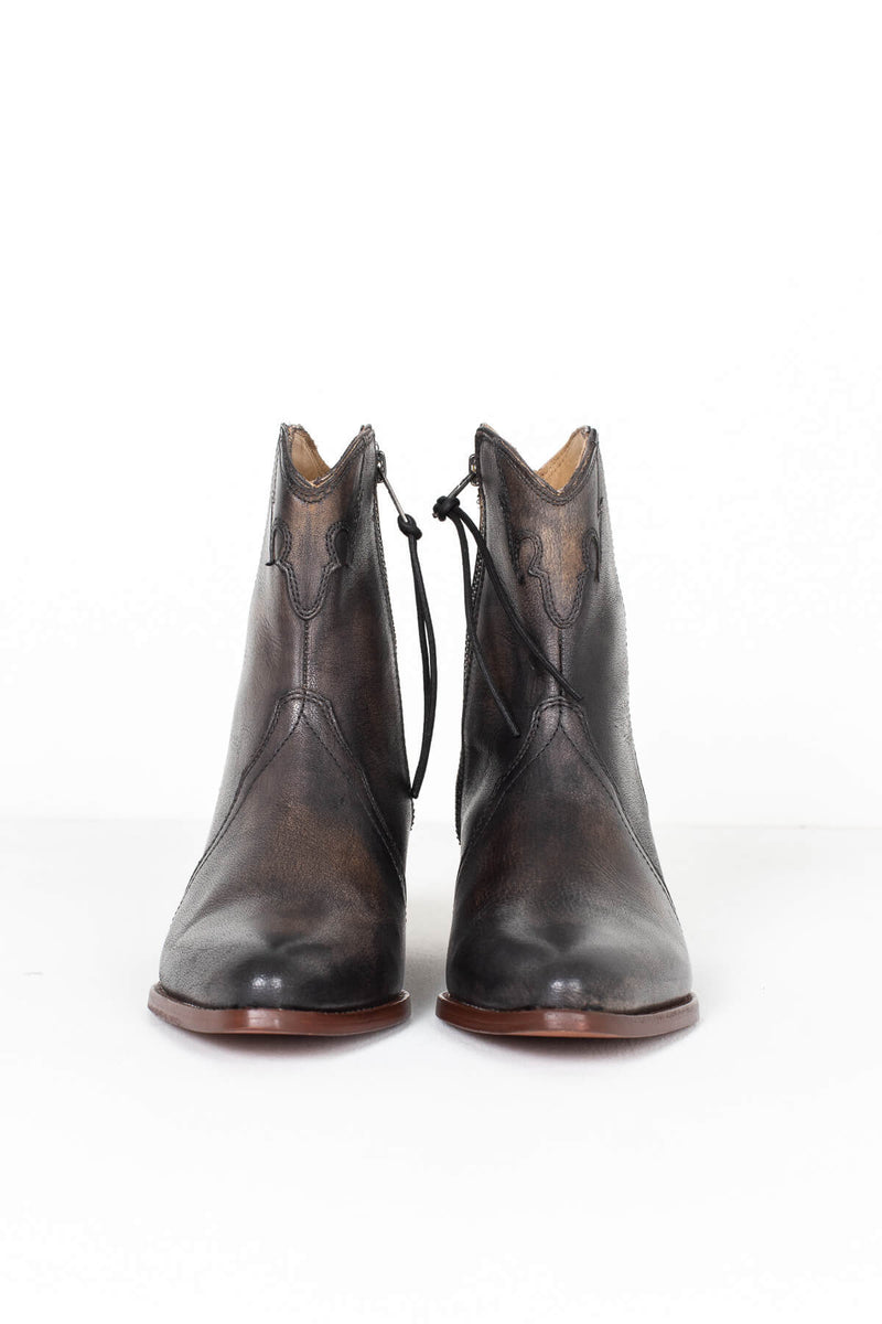 new frontier boots by free people
